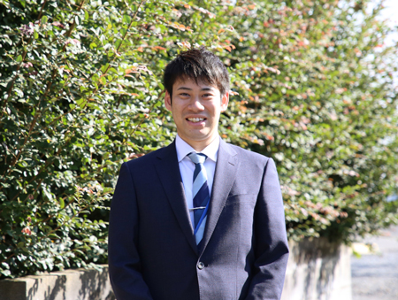 私たち日宣メディックスは経営理念のひとつに「お客様に満足してもらえる仕事をする」という言葉を掲げています。満足してもらうために、クライアントの期待を超えた仕事を目指すこと。プロフェッショナルとしてのノウハウを身に付け、駆使し、広告効果を追求すること。個々のメディアを複合的にマッチングさせることで、1+1が2以上になるようなよりよいパフォーマンスを発揮させること。課題解決のパートナーとして共に考え、末永い信頼関係を築くこと。私たちが目指す「地域活性化」のためには、地域に根ざす企業が元気でなくてはなりません。常にクライアントの期待を超える「プラスアルファ」の姿勢で、ユーザーにより良い情報を届けていくことがミッションです。