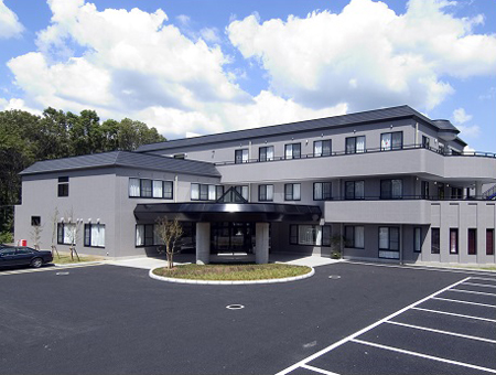 [老健 なでしこ]夜勤専従介護スタッフ