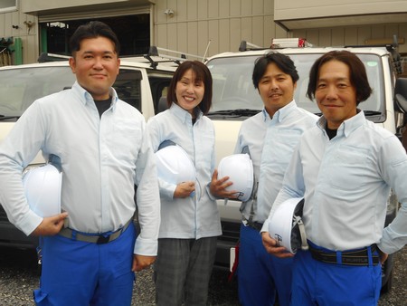 電力機器の保守・工事スタッフ